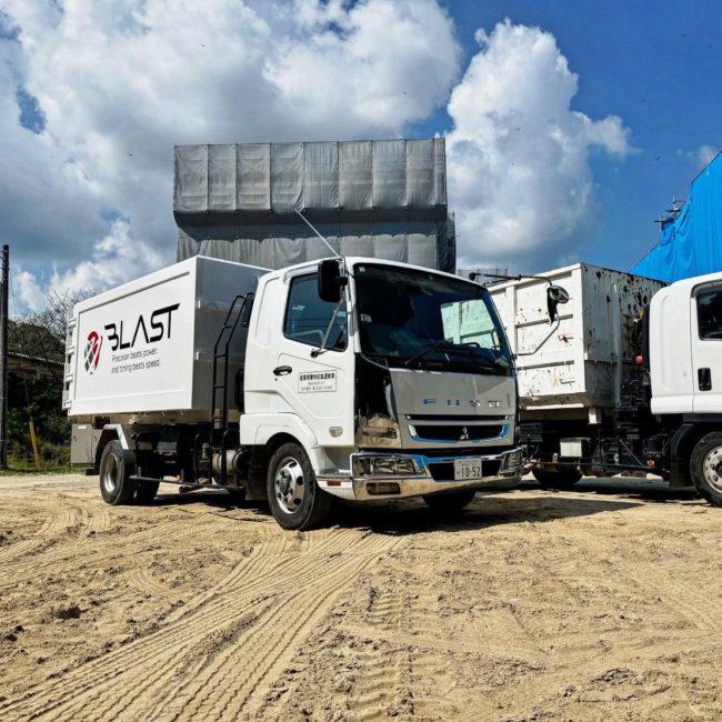 BLASTのトラック