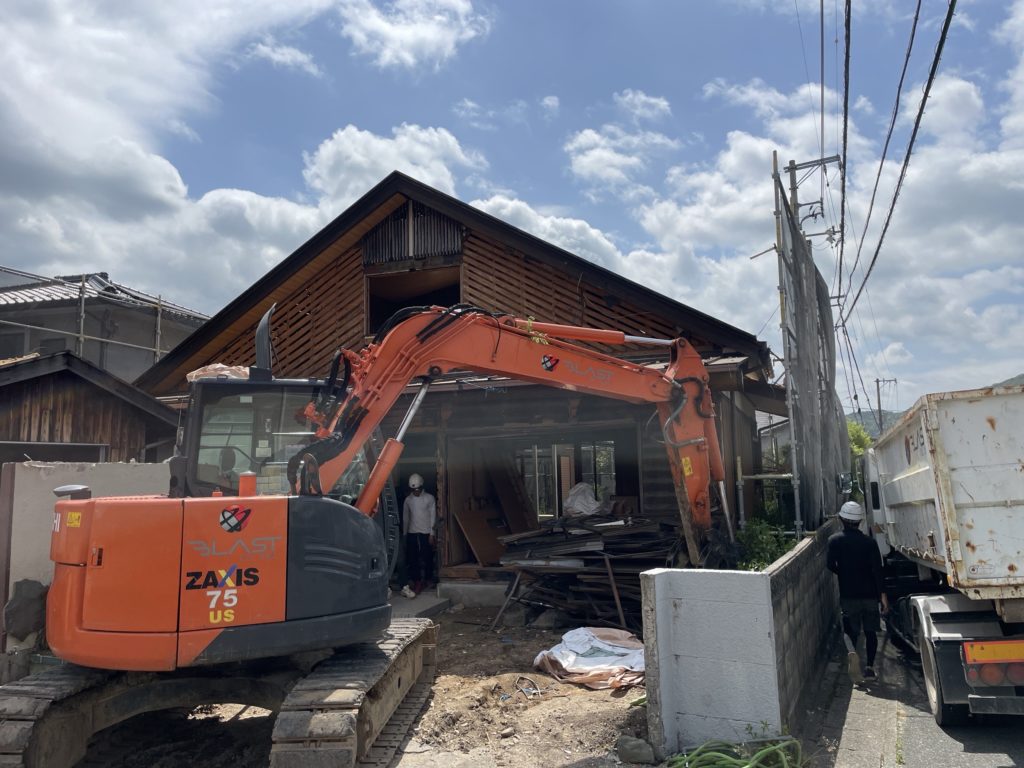 山口市の解体工事ならブラスト