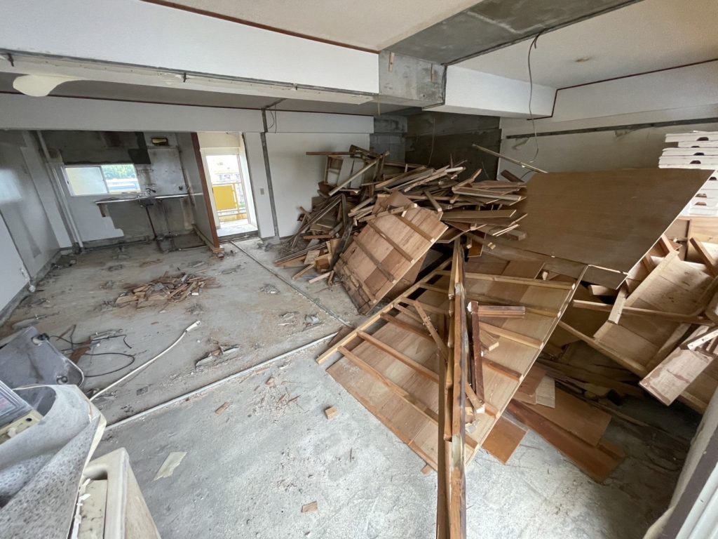 山口市内装解体