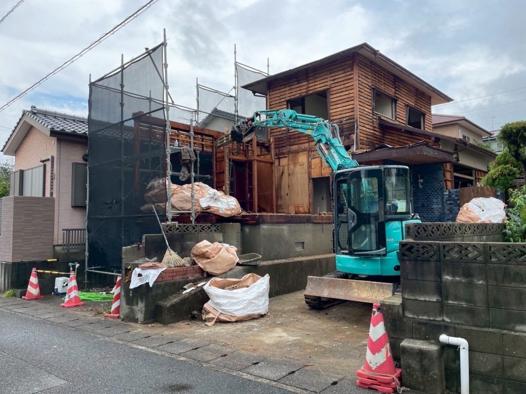 下関 解体工事 費用 が高くなる密集地の作業例