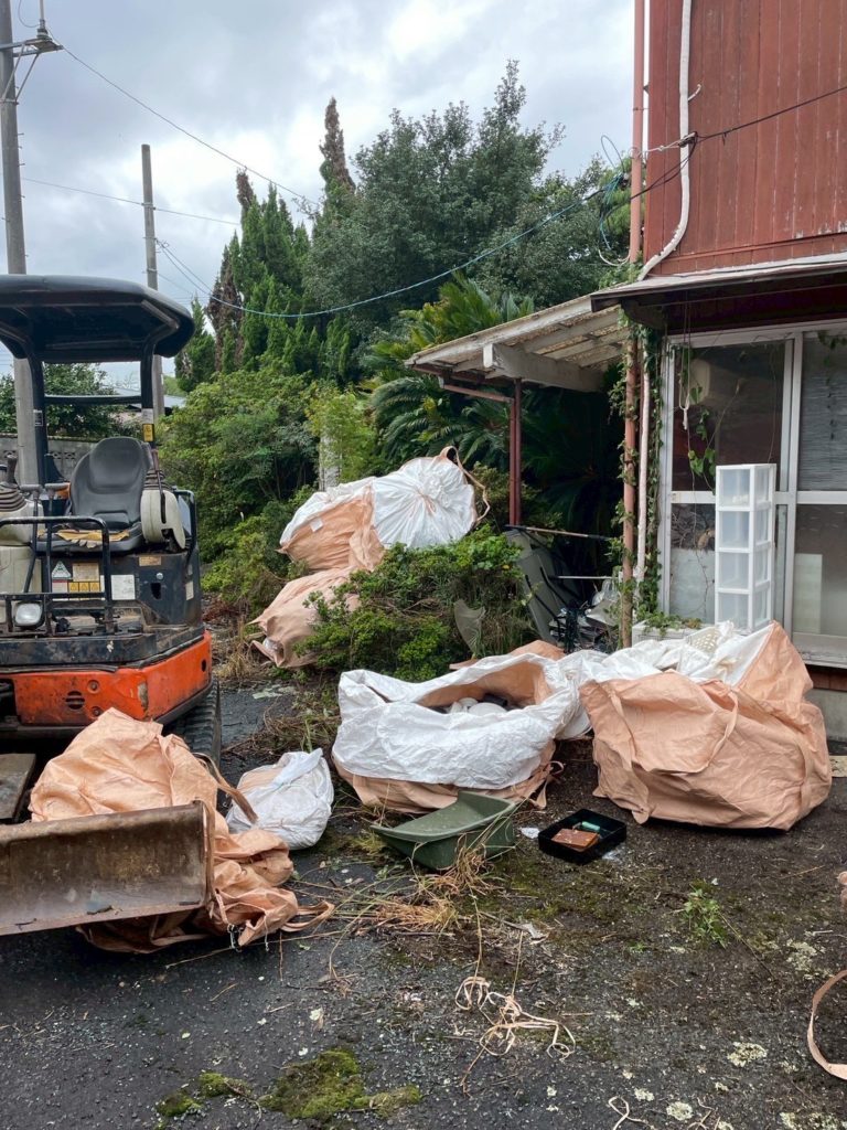 宇部解体工事前の残置物撤去